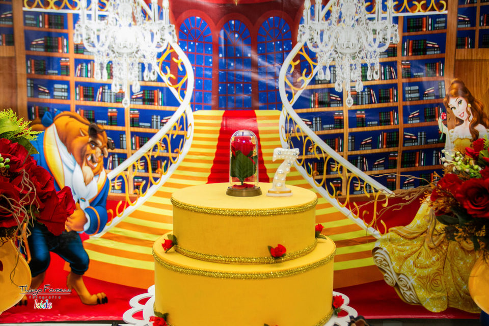 Anny Beatriz - 7 anos